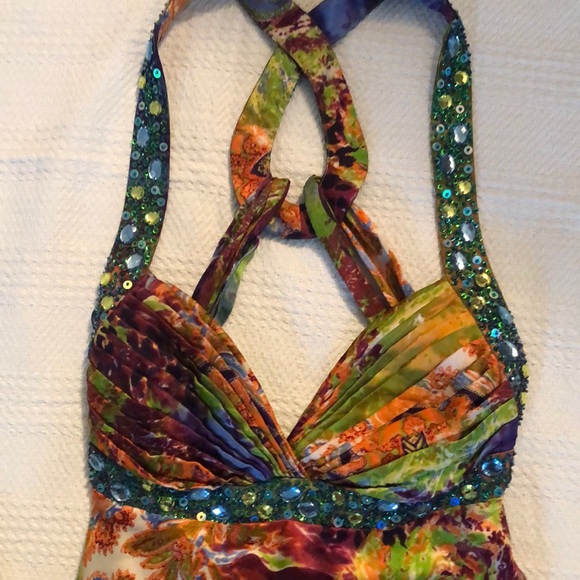 Niki Livas Prom dress - Picture 2 of 9